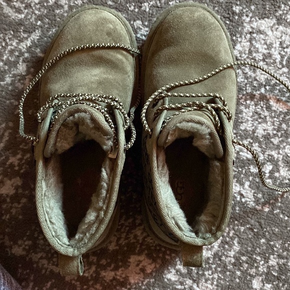 Ugg neumel gore-tex boots 💚 - Picture 5 of 9